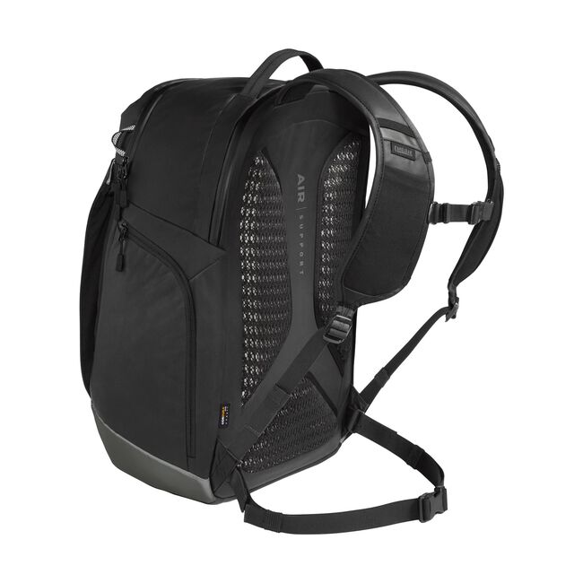 Three Backpacks That Are Perfect For The Commute